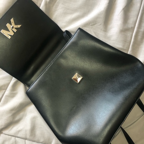 BLACK MICHAEL KORS LEATHER BACKPACK main image 7
